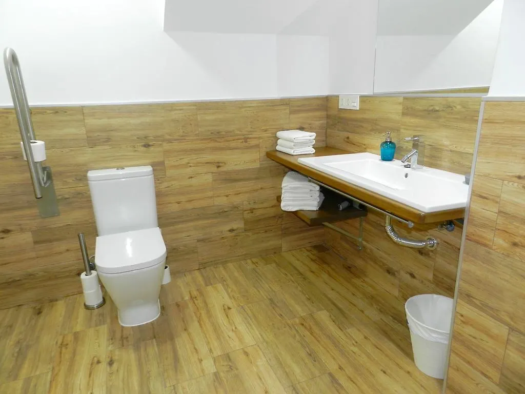 Apartamentos Carolina توريمولينوس